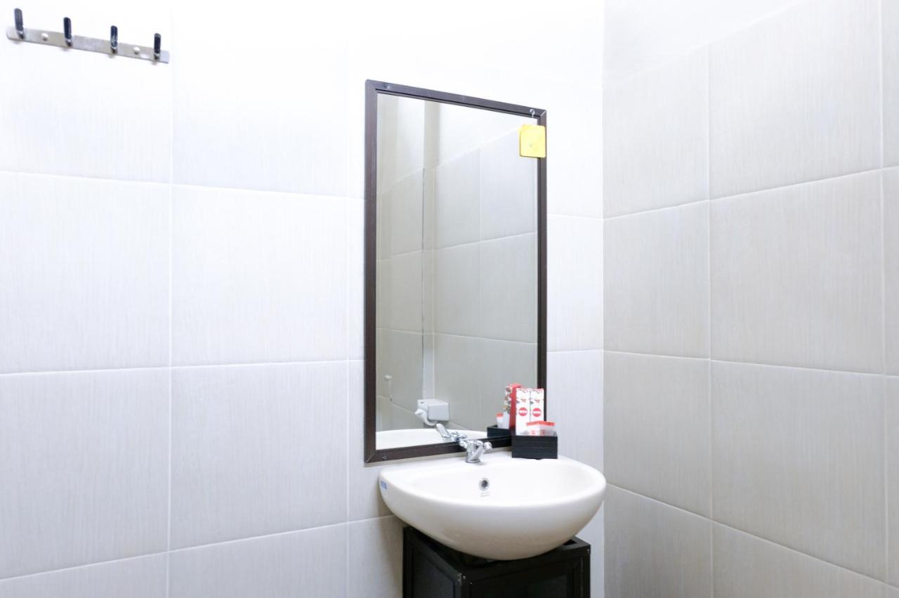 OYO 683 Jepun Residence Mataram Exterior foto
